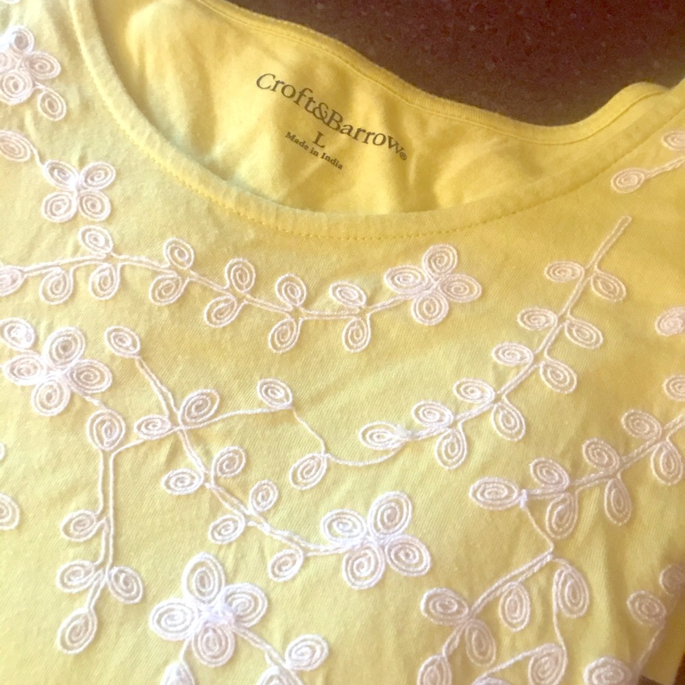 Woman’s embroidered tshirt